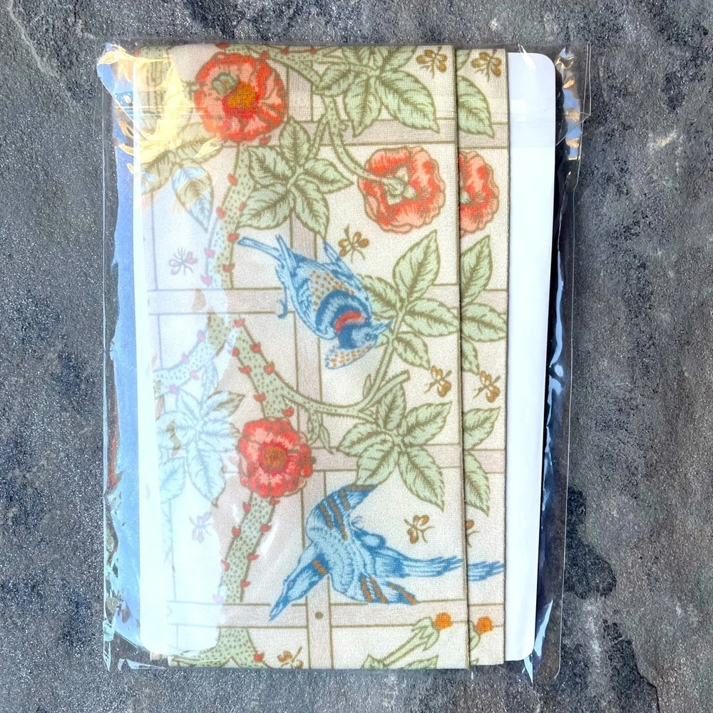 TABBISOCKS TRELLIS OR POMEGRANATE BY WILLIAM MORRIS | PRINTED TIGHTS